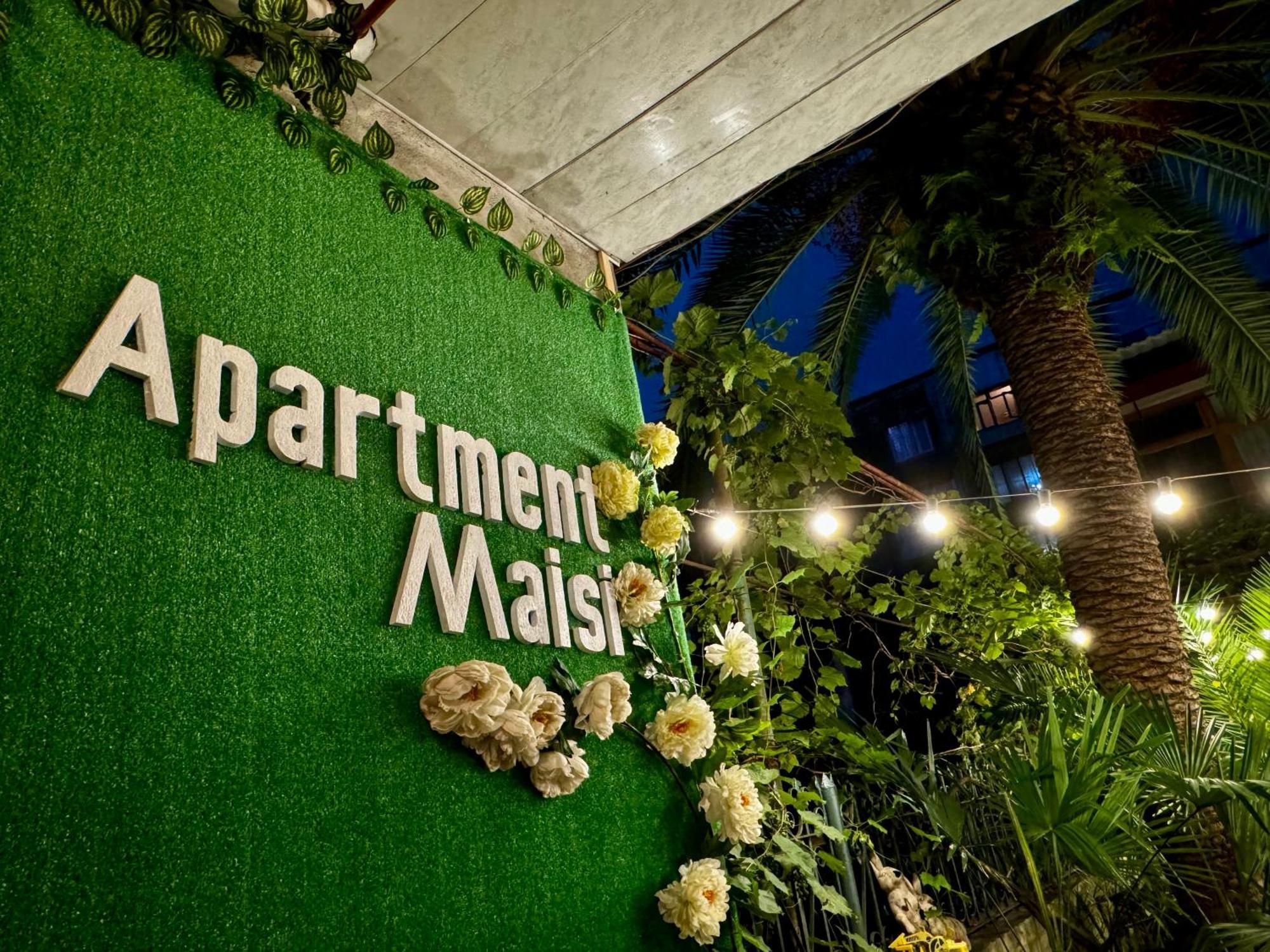 Apartment Maisi Batoumi Extérieur photo